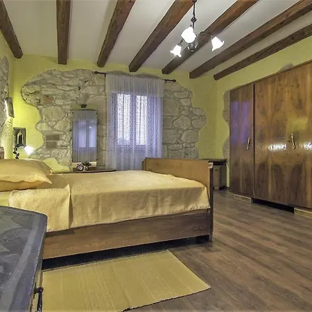 Tatil Evi Stone House Rita With Pool Poreč