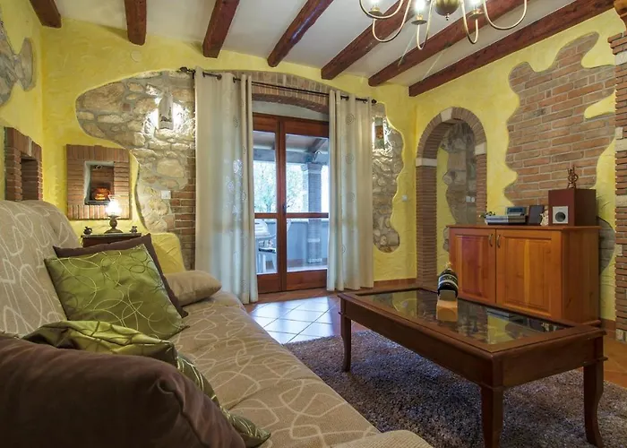 펜션 Stone House Rita With Pool